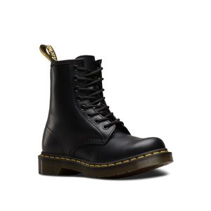 1460 SMOOTH DR. MARTENS